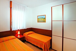 Apartamento | 2 quartos, individualmente mobiliados
