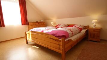 Apartment | 3 bedrooms, individually furnished