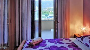 Apartment | 3 bedrooms, individually furnished