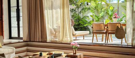 Deluxe Villa, 4 Bedrooms, Private Pool, Pool View | Living area