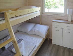 Bungalow | 2 camere, con arredamento individuale, lenzuola