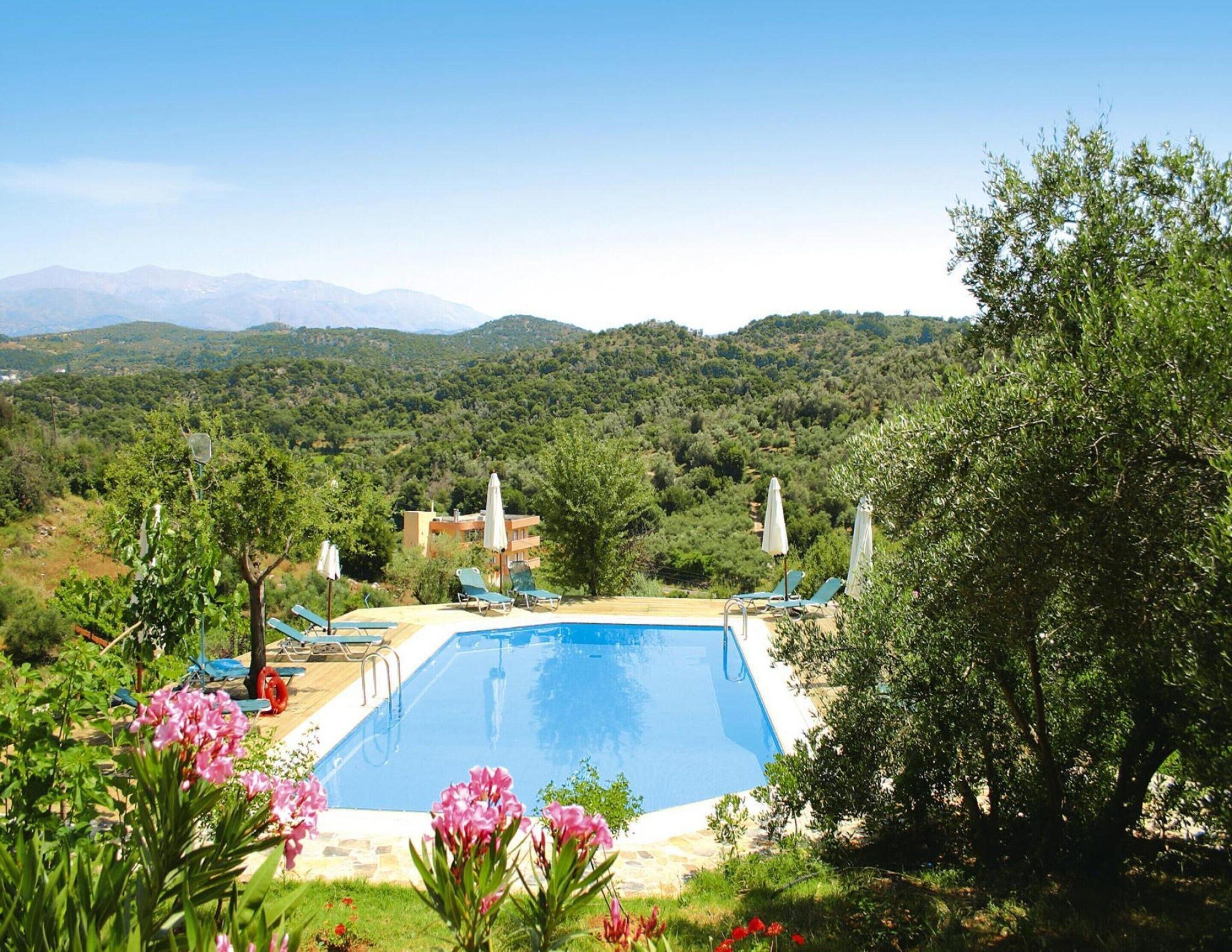 Apartment | Pool | Outdoor pool