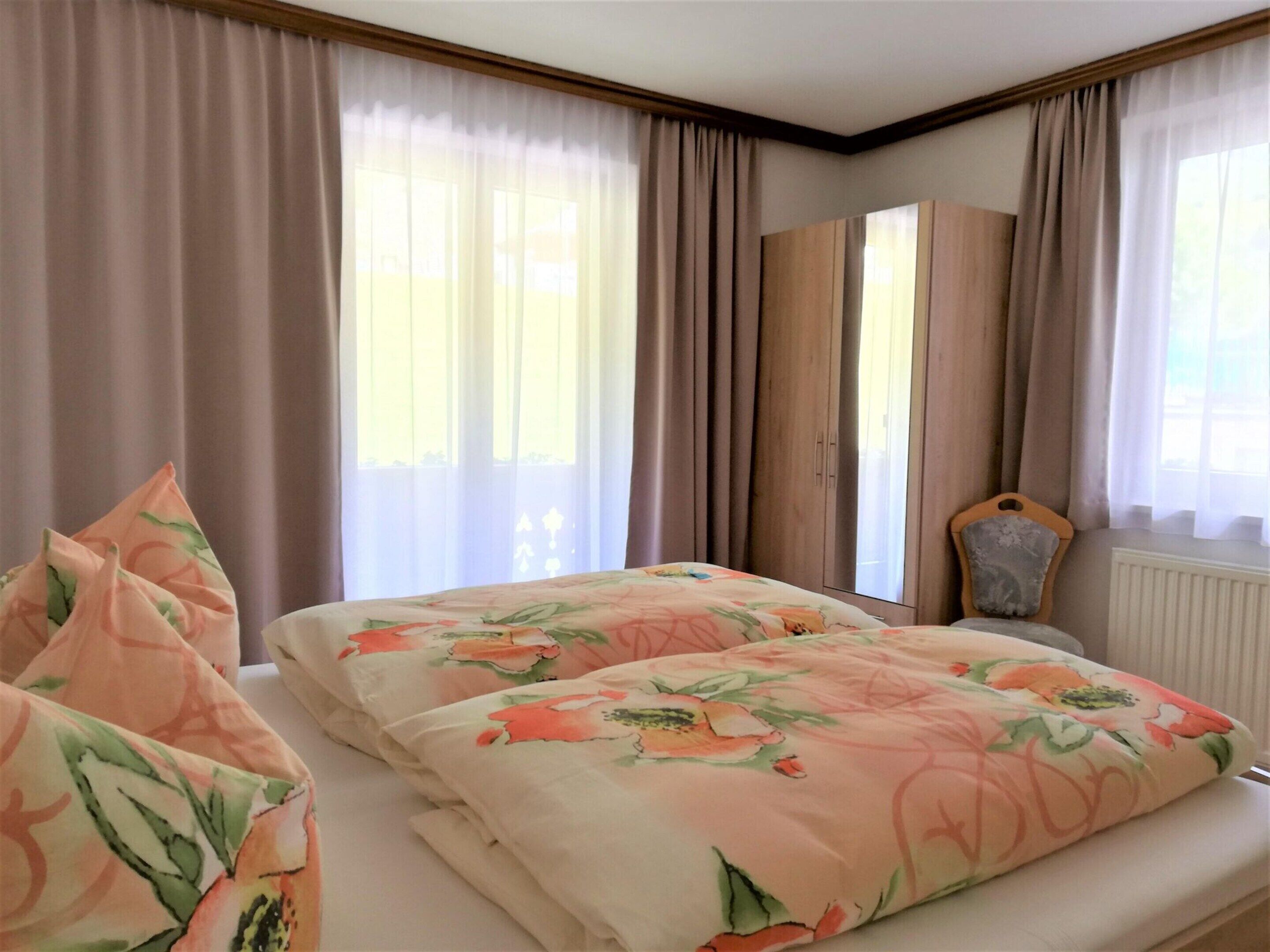 Apartment | 3 bedrooms, bed sheets