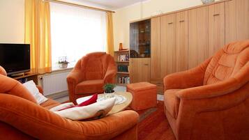 Apartment | Living area