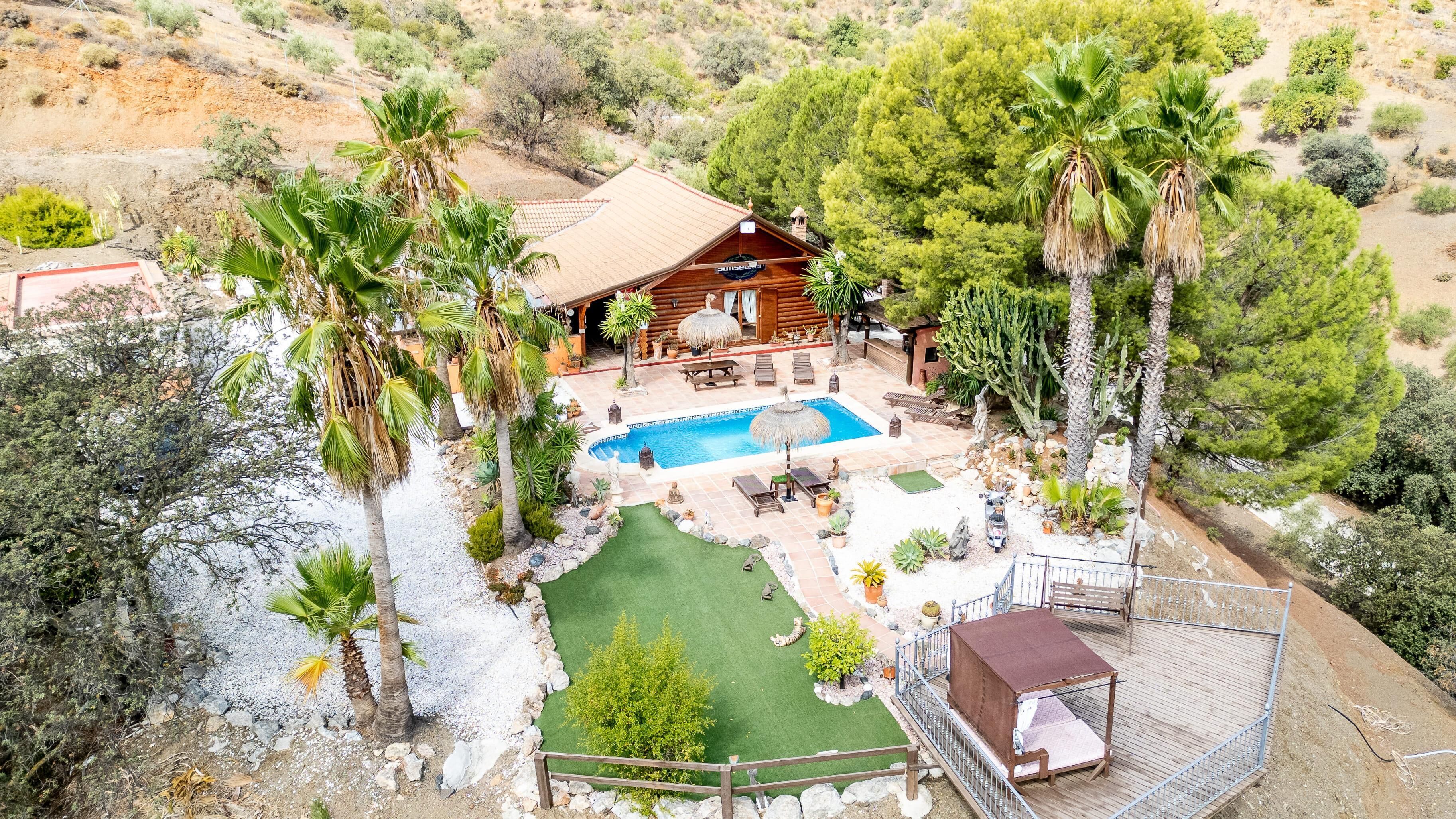 Cabin | Outdoor dining