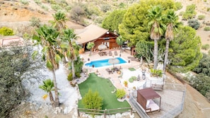 Cabin | Outdoor dining - Luxurious Private Cabin Pool Hottub & Fireplace (Alhaurin el Grande)