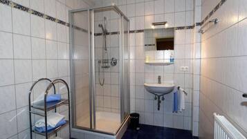 Apartment | Badezimmer