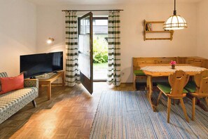 Apartment | Living room