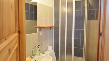 House | Bathroom