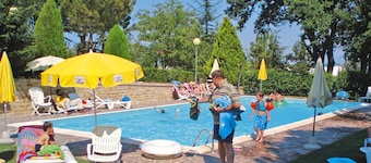 Hotel in Marche With Scenic Hiking Trails