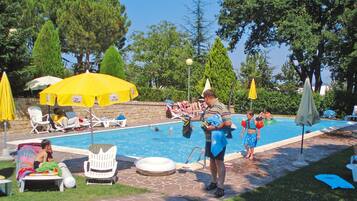 Apartment | Pool | Outdoor pool