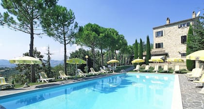 Hotel in Marche With Scenic Hiking Trails