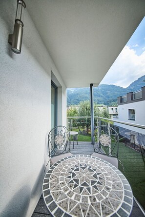Classic-Apartment, 1 Schlafzimmer, Erdgeschoss | Balkon