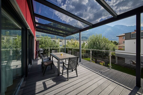 Classic-Apartment, 2 Schlafzimmer, Erdgeschoss | Terrasse/Patio