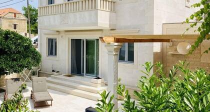 Holiday Home Buggi, Sumartin