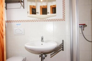 House | Bathroom - Gemutliches Ferienhaus an der Ostsee in Damp (Damp)
