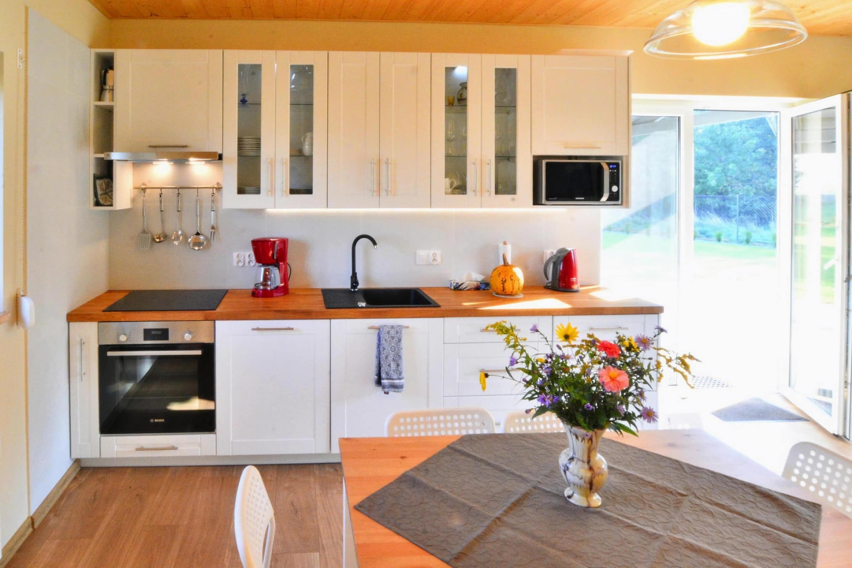 House | Private kitchen | Electric kettle, toaster, high chair