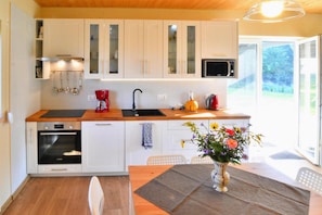 House | Private kitchen | Electric kettle, toaster, high chair