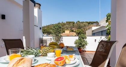 Faro's Malaga Citylights - Amazing Roof Terrace