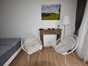 House | Living area | Fireplace - Cottage in Germany With Sun Terrace & BBQ (Berlingen)