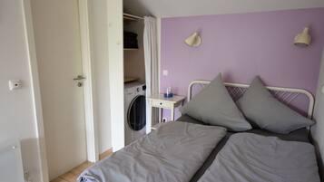 1 bedroom, individually furnished, bed sheets