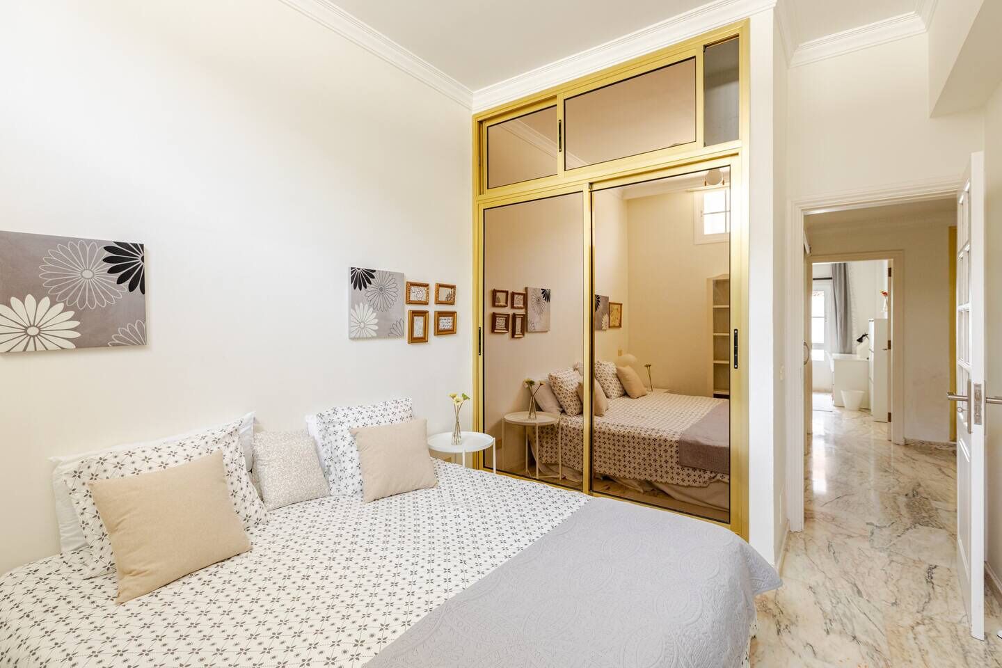 5 bedrooms, iron/ironing board, travel crib, WiFi