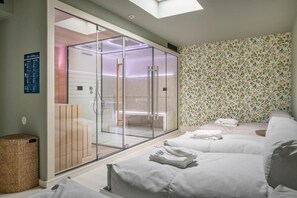 Espace de soins pour les couples, soins corporels, soins d'hydrothérapie