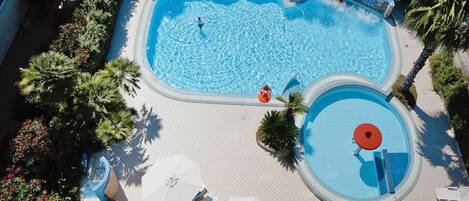 Apartment | Pool | Outdoor pool