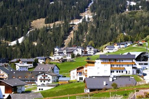 House | Exterior - Chalet in Fiss With Sauna and Mountain Views (Fiss)