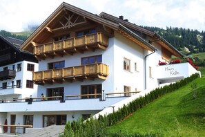 House | Exterior - Chalet in Fiss With Sauna and Mountain Views (Fiss)
