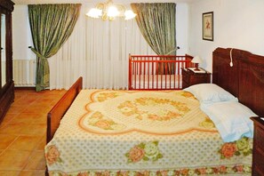 3 bedrooms, individually furnished, bed sheets