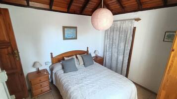 Bungalow | 1 bedroom, individually furnished