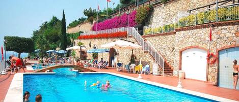 Appartement | Piscine | Piscine extérieure