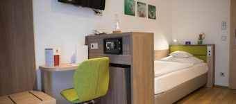 Wolfsburg Sandkamp Hotel by Belvilla
