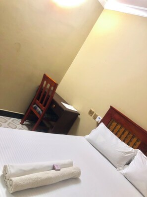 Standard Double or Twin Room - Cam Lodge (Tanga)