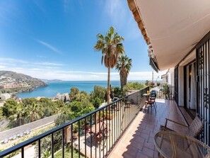 Villa | Balcony - Faro's Sun Beach & More in Almunecar (Almunecar)