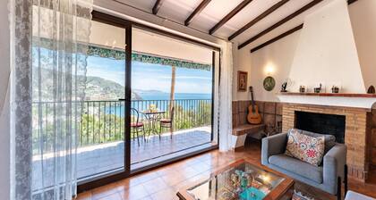 Faro's Sun Beach & More in Almunecar