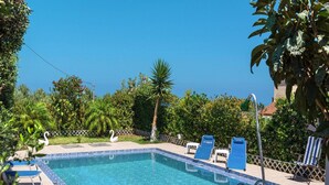House | Pool | Indoor pool, outdoor pool - Holiday Home, Marathokefala Near Kolimbari (Platanias)