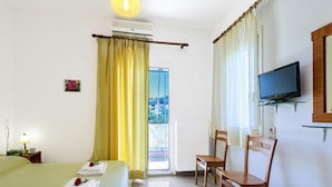 House | 3 bedrooms, individually furnished - Holiday Home, Marathokefala Near Kolimbari (Platanias)