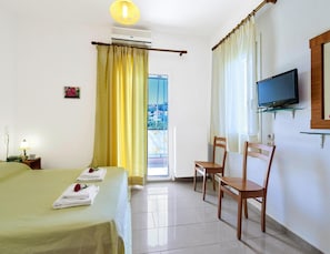 House - Holiday Home, Marathokefala Near Kolimbari (Platanias)