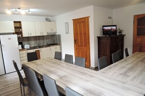 House | Dining - Lovely Holiday Home in Pobierowo for 20 Persons (Rewal)