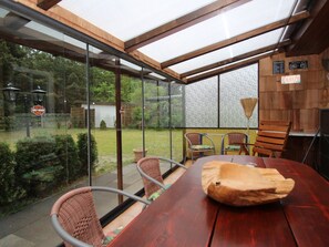 Bungalow | Dining - Bungalow, Wernsdorf (Königs Wusterhausen)