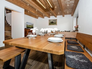 House | Dining - Chalet in Bramberg Near Wildkogel Ski Arena (Bramberg am Wildkogel)