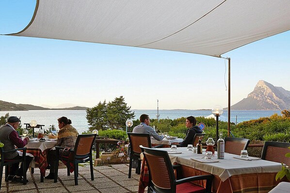 House | Dining - Home in Lu Nibareddu Residence, Loiri (San Teodoro)