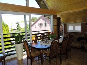House | Dining