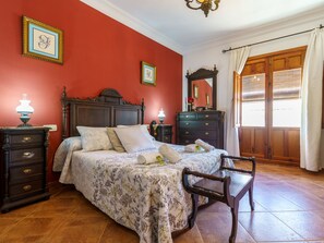 6 bedrooms, individually furnished - El Senorio de Alameda (Alameda)