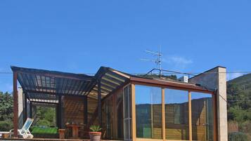 House | Bahagian luar