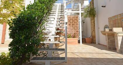 Vacation Home With Private Pool, Floridia