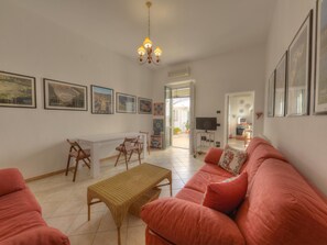 House | Living area - Vacation Home With Private Pool, Floridia (Floridia)