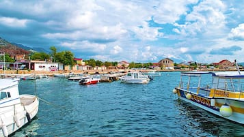 Apartment | Water view